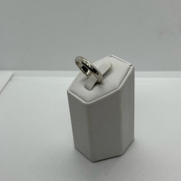 14K White Gold sz9 Faceted *reduced as the underside is dented, see last photo. - Picture 8 of 11